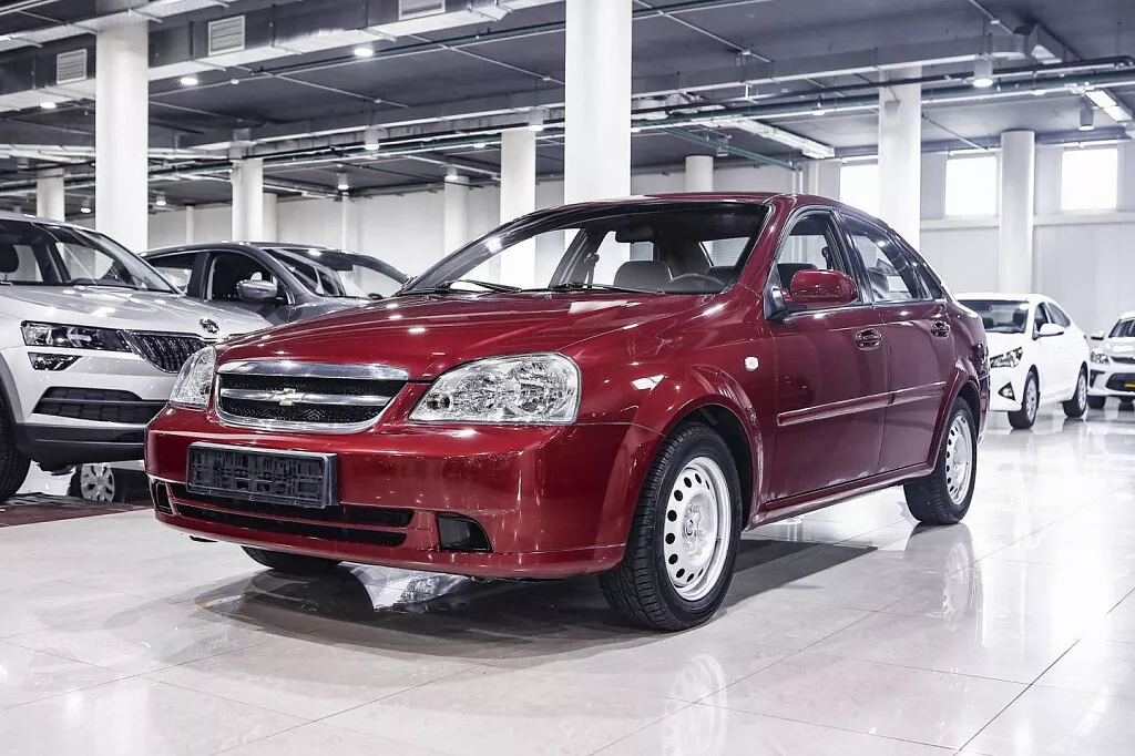 Купить Lacetti с пробегом