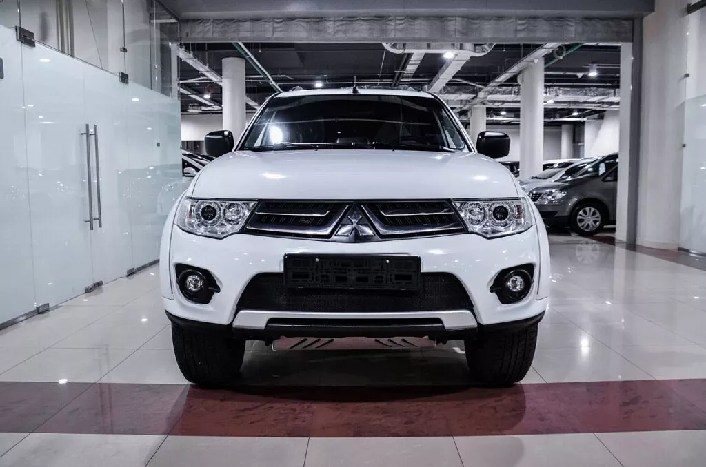 Купить Pajero Sport с пробегом