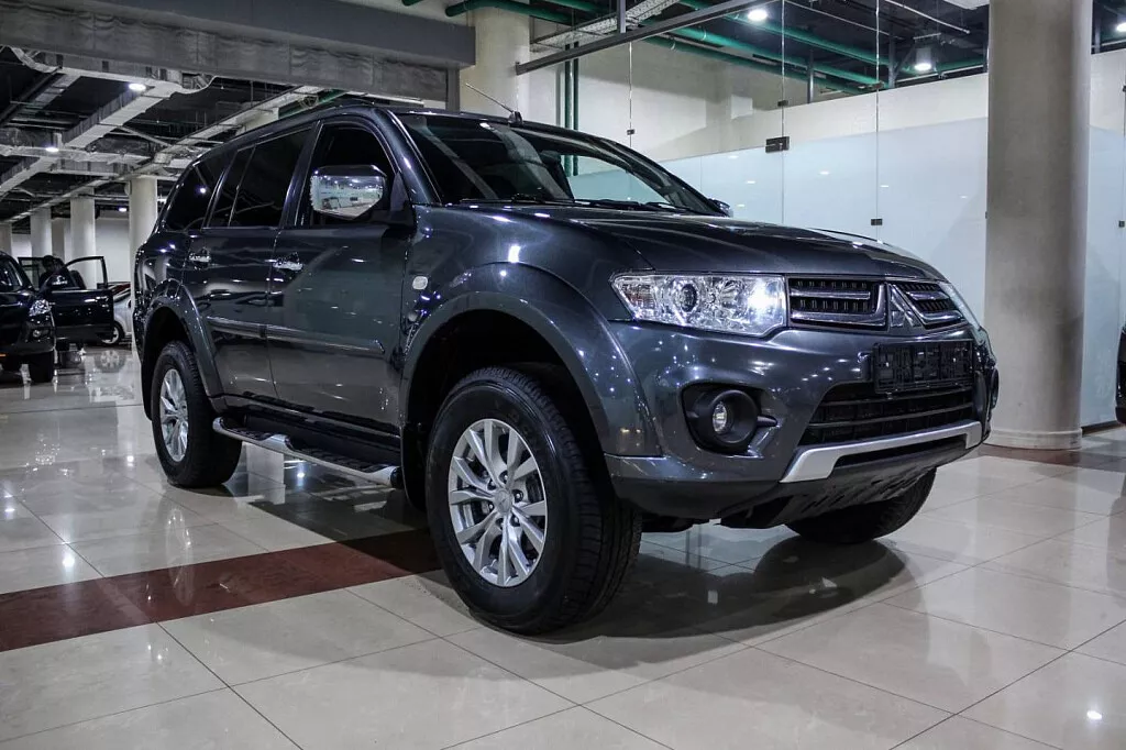 Купить Pajero Sport с пробегом
